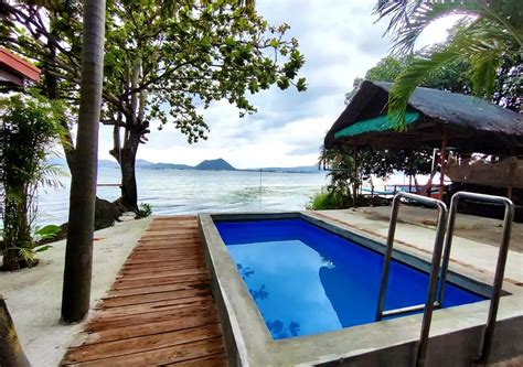 Leynes Taal Lake Resort and Hostel, Tanauan, .